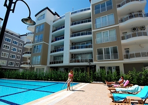 شقق عادية وشقق دوبلكس في أنطاليا / كونيالتي