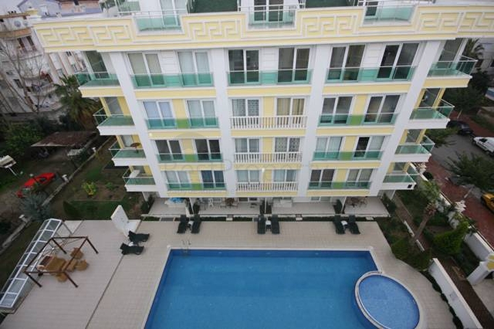 شقق قريبة من البحر في كونيالتي / انطاليا 