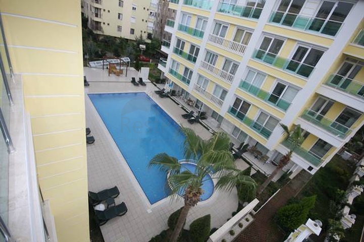 شقق قريبة من البحر في كونيالتي / انطاليا 