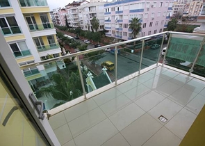 شقق قريبة من البحر في كونيالتي / انطاليا 