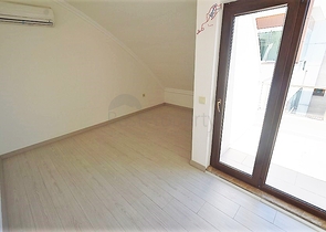 شقة دوبلكس في الانيا