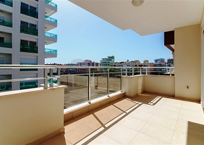 شقق فاخرة وبينت هاوس للبيع في ماهموت لار  