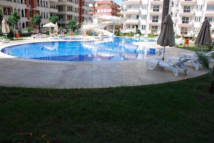 عقارات في ألانيا, محمودلار