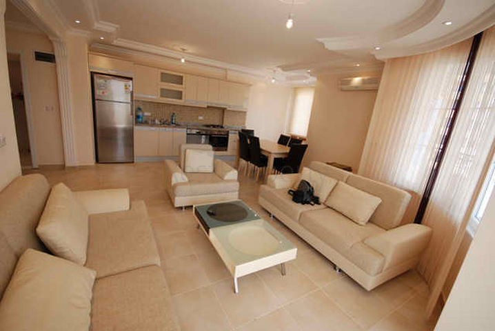 عقارات في ألانيا, محمودلار