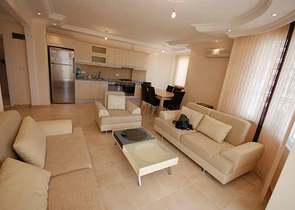 عقارات في ألانيا, محمودلار