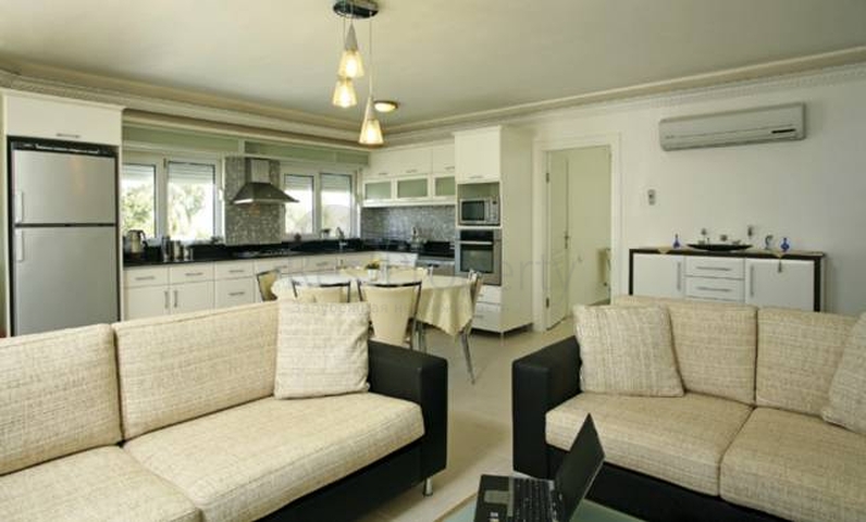 فيلات رائعة في بيليك