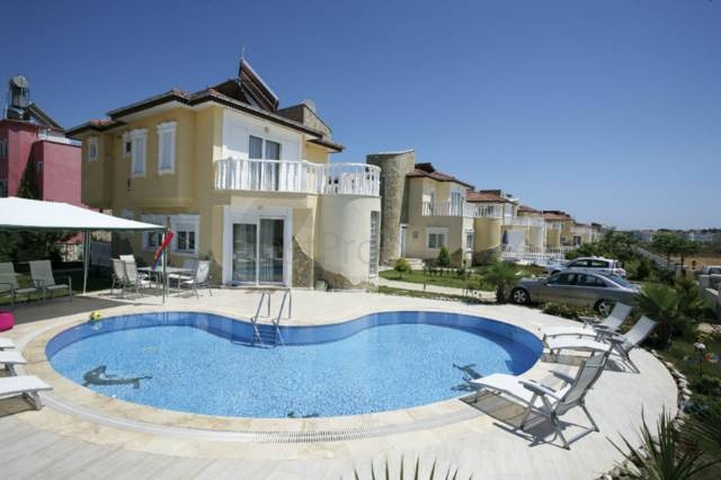 فيلات رائعة في بيليك