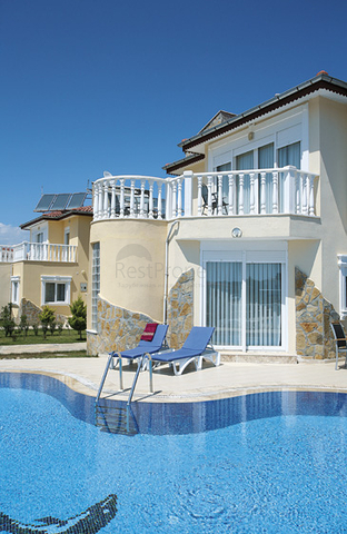 فيلات رائعة في بيليك