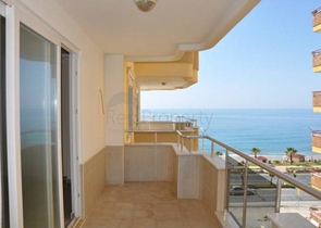 شقق باطلالات رائعة على البحر 