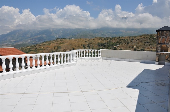 فلل بإطلالات بحرية ساحرة في منطقة كارجي جاك – ألانيا