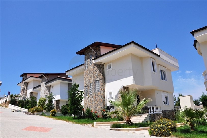 فلل بإطلالات بحرية ساحرة في منطقة كارجي جاك – ألانيا