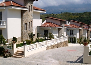 فلل بإطلالات بحرية ساحرة في منطقة كارجي جاك – ألانيا