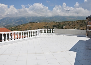 فلل بإطلالات بحرية ساحرة في منطقة كارجي جاك – ألانيا