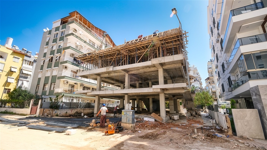 مشروع استثماري بالقرب من شارع ايشكلار في انطاليا