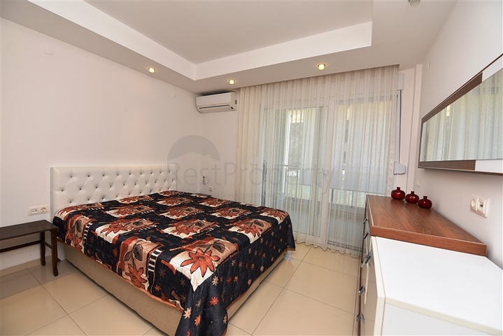 اطلالة بحر - دوبلكس 3 غرف وصالة - مؤثثة -مجمع فاخر -في كاستل / الانيا 