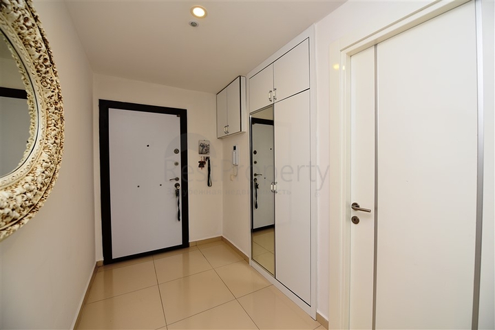 اطلالة بحر - دوبلكس 3 غرف وصالة - مؤثثة -مجمع فاخر -في كاستل / الانيا 