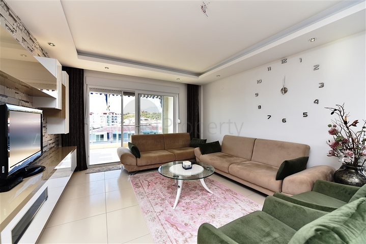 اطلالة بحر - دوبلكس 3 غرف وصالة - مؤثثة -مجمع فاخر -في كاستل / الانيا 