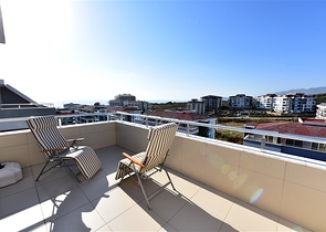 اطلالة بحر - دوبلكس 3 غرف وصالة - مؤثثة -مجمع فاخر -في كاستل / الانيا 