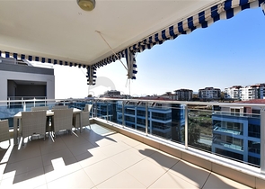 اطلالة بحر - دوبلكس 3 غرف وصالة - مؤثثة -مجمع فاخر -في كاستل / الانيا 