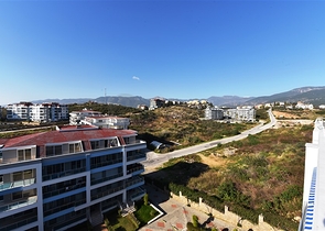 اطلالة بحر - دوبلكس 3 غرف وصالة - مؤثثة -مجمع فاخر -في كاستل / الانيا 