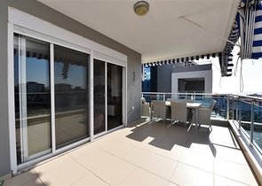 اطلالة بحر - دوبلكس 3 غرف وصالة - مؤثثة -مجمع فاخر -في كاستل / الانيا 