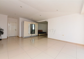 اطلالة بحر - دوبلكس 3 غرف وصالة - مؤثثة -مجمع فاخر -في كاستل / الانيا 