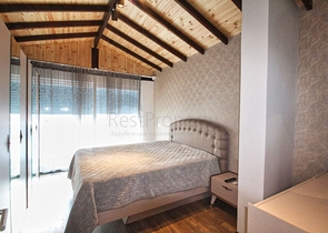 بنتهاوس 3 + 1 مع اثاث في مجمع 800 م عن البحر