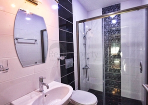 بنتهاوس 3 + 1 مع اثاث في مجمع 800 م عن البحر