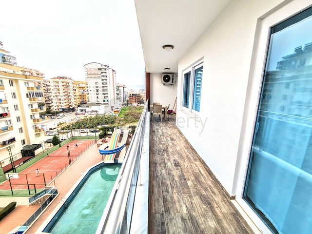 مجمع فاخر - شقق غرفتين وصالة - مفروشة - في مهموتلار / الانيا 