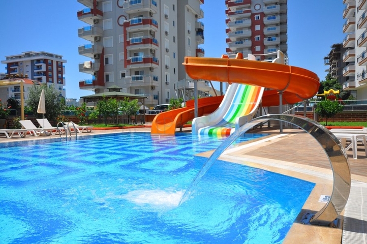 مجمع انيق -يضم كافة الخدمات - شقة 2 غرفة وصالة - في مهموتلار / الانيا 