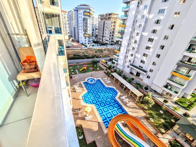 مجمع انيق -يضم كافة الخدمات - شقة 2 غرفة وصالة - في مهموتلار / الانيا 