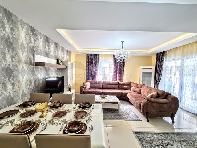 مجمع انيق -يضم كافة الخدمات - شقة 2 غرفة وصالة - في مهموتلار / الانيا 