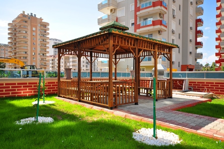 مجمع انيق -يضم كافة الخدمات - شقة 2 غرفة وصالة - في مهموتلار / الانيا 