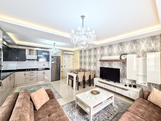 مجمع انيق -يضم كافة الخدمات - شقة 2 غرفة وصالة - في مهموتلار / الانيا 