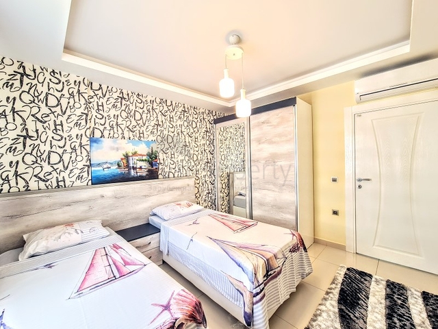 مجمع انيق -يضم كافة الخدمات - شقة 2 غرفة وصالة - في مهموتلار / الانيا 