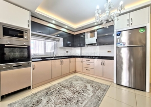 مجمع انيق -يضم كافة الخدمات - شقة 2 غرفة وصالة - في مهموتلار / الانيا 