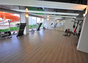 مجمع انيق -يضم كافة الخدمات - شقة 2 غرفة وصالة - في مهموتلار / الانيا 