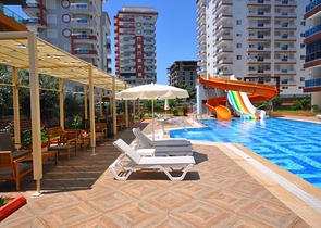 مجمع انيق -يضم كافة الخدمات - شقة 2 غرفة وصالة - في مهموتلار / الانيا 