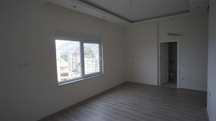 شقق ودوبلكس - ضمن مجمع سكني حديث -قريب من البحر والخدمات - في مهموتلار / الانيا 