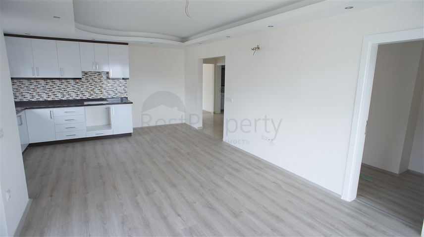 شقق ودوبلكس - ضمن مجمع سكني حديث -قريب من البحر والخدمات - في مهموتلار / الانيا 