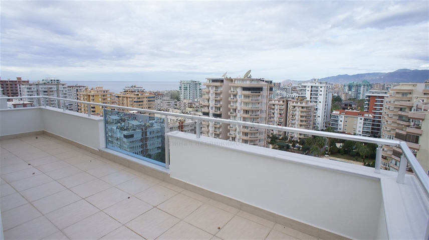 شقق ودوبلكس - ضمن مجمع سكني حديث -قريب من البحر والخدمات - في مهموتلار / الانيا 