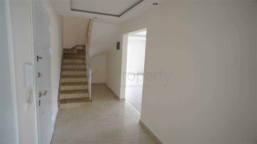 شقق ودوبلكس - ضمن مجمع سكني حديث -قريب من البحر والخدمات - في مهموتلار / الانيا 