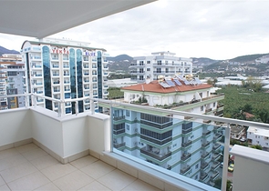 شقق ودوبلكس - ضمن مجمع سكني حديث -قريب من البحر والخدمات - في مهموتلار / الانيا 