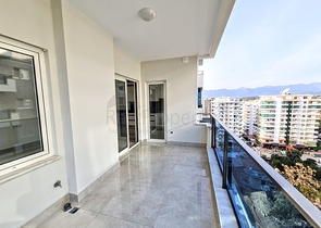 شقق باطلالة بحرية -ضمن مجمع فاخر يضم كافة الخدمات - في مهموتلار / الانيا 