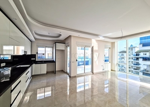 شقق باطلالة بحرية -ضمن مجمع فاخر يضم كافة الخدمات - في مهموتلار / الانيا 