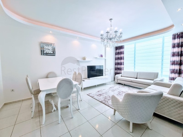 شقة مؤثثة - تصميم 1+2 - داخل مجمع فاخر - في منطقة مهموتلار / الانيا 