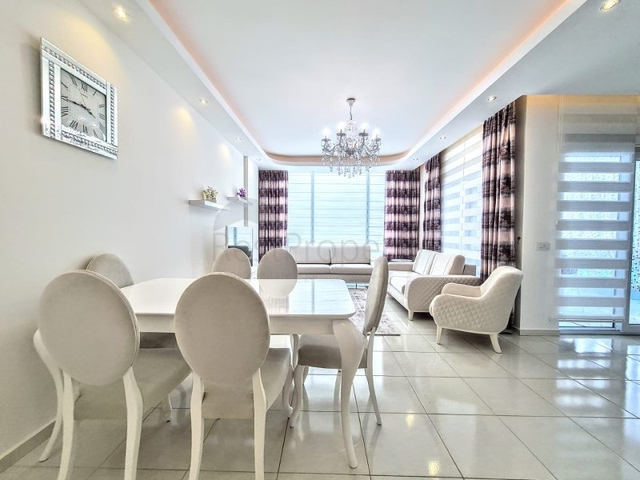 شقة مؤثثة - تصميم 1+2 - داخل مجمع فاخر - في منطقة مهموتلار / الانيا 