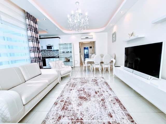 شقة مؤثثة - تصميم 1+2 - داخل مجمع فاخر - في منطقة مهموتلار / الانيا 