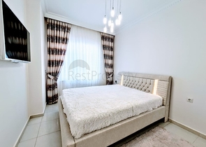 شقة مؤثثة - تصميم 1+2 - داخل مجمع فاخر - في منطقة مهموتلار / الانيا 