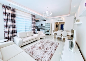 شقة مؤثثة - تصميم 1+2 - داخل مجمع فاخر - في منطقة مهموتلار / الانيا 